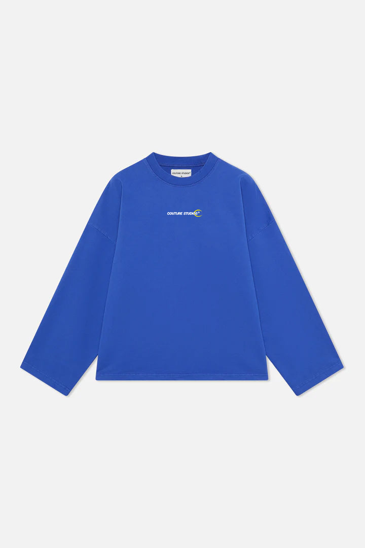 oversized blue crewneck streetwear outfit Spain
