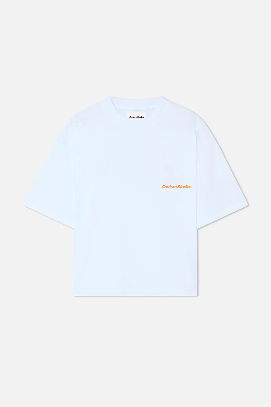 streetwear t-shirt outfit Spain urban style
