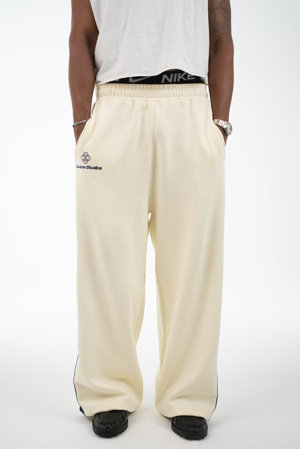 HIGH EXPECTATIONS PANTS