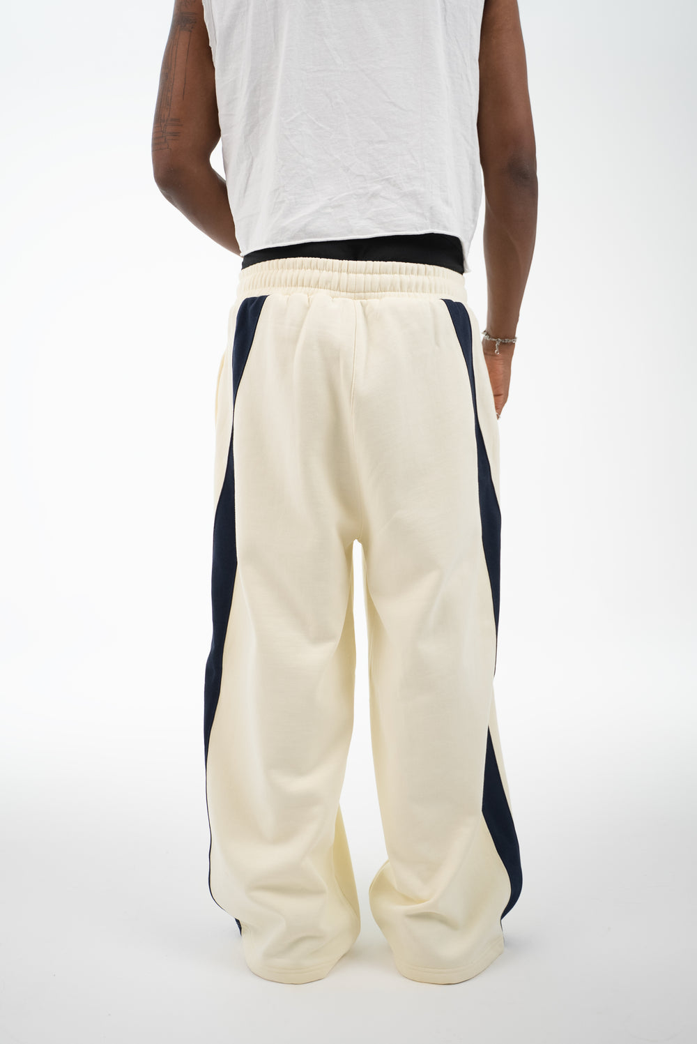 HIGH EXPECTATIONS PANTS